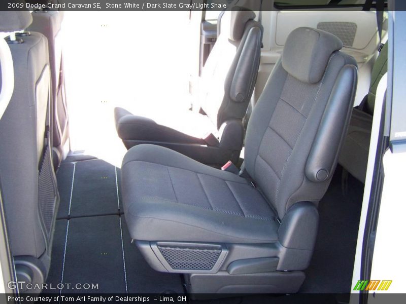 Stone White / Dark Slate Gray/Light Shale 2009 Dodge Grand Caravan SE
