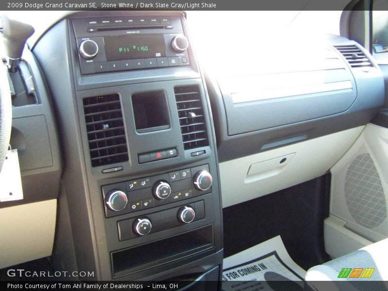 Stone White / Dark Slate Gray/Light Shale 2009 Dodge Grand Caravan SE