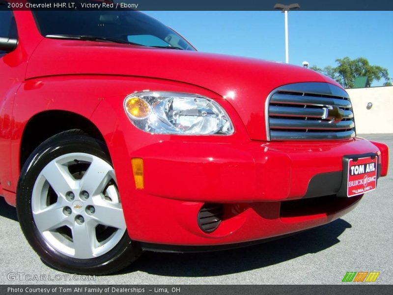 Victory Red / Ebony 2009 Chevrolet HHR LT