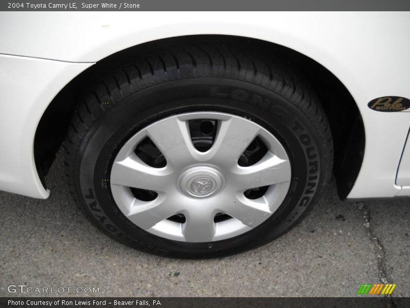 Super White / Stone 2004 Toyota Camry LE