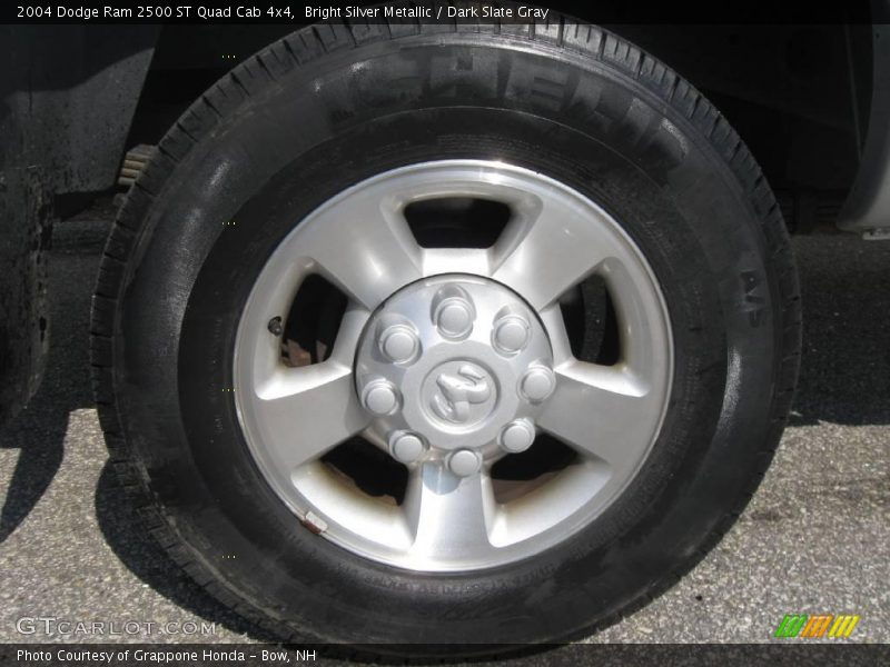 Bright Silver Metallic / Dark Slate Gray 2004 Dodge Ram 2500 ST Quad Cab 4x4