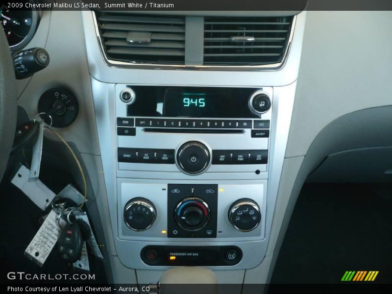 Summit White / Titanium 2009 Chevrolet Malibu LS Sedan