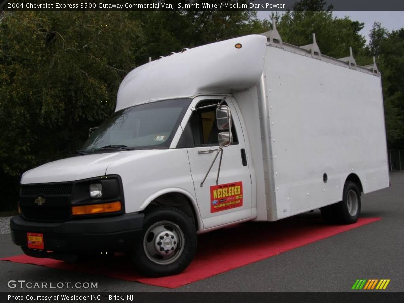 Summit White / Medium Dark Pewter 2004 Chevrolet Express 3500 Cutaway Commercial Van