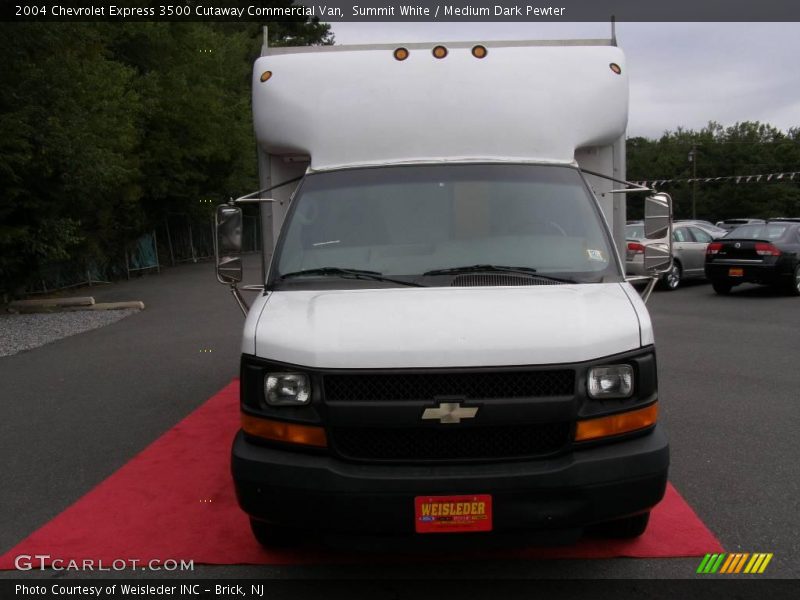 Summit White / Medium Dark Pewter 2004 Chevrolet Express 3500 Cutaway Commercial Van