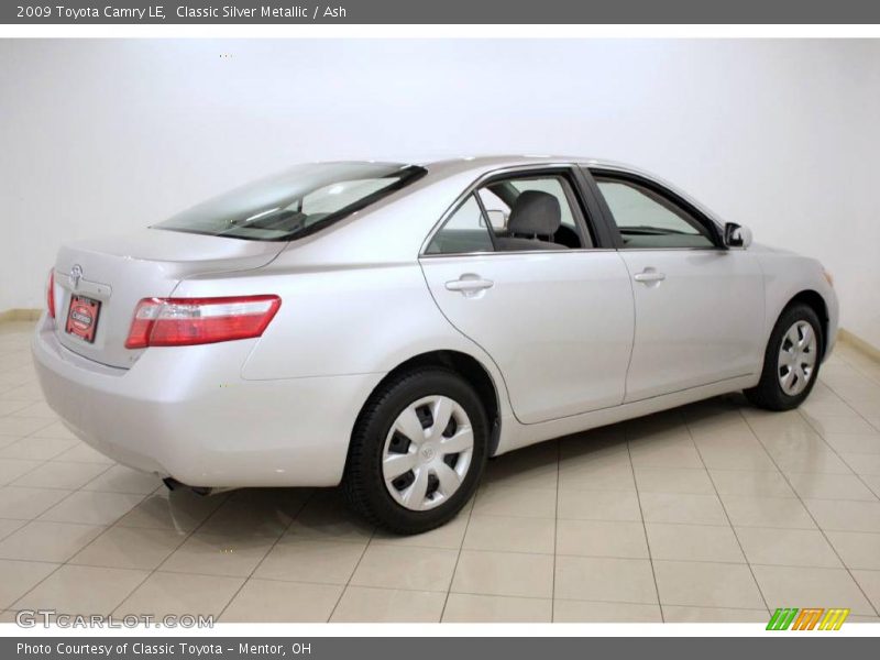 Classic Silver Metallic / Ash 2009 Toyota Camry LE