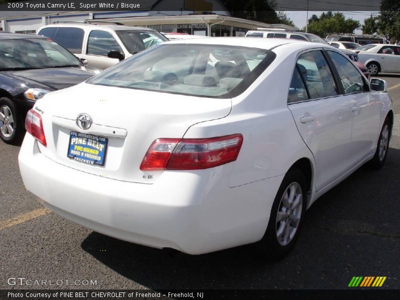Super White / Bisque 2009 Toyota Camry LE