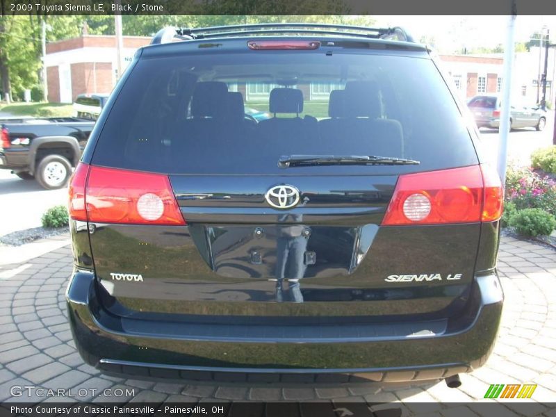 Black / Stone 2009 Toyota Sienna LE