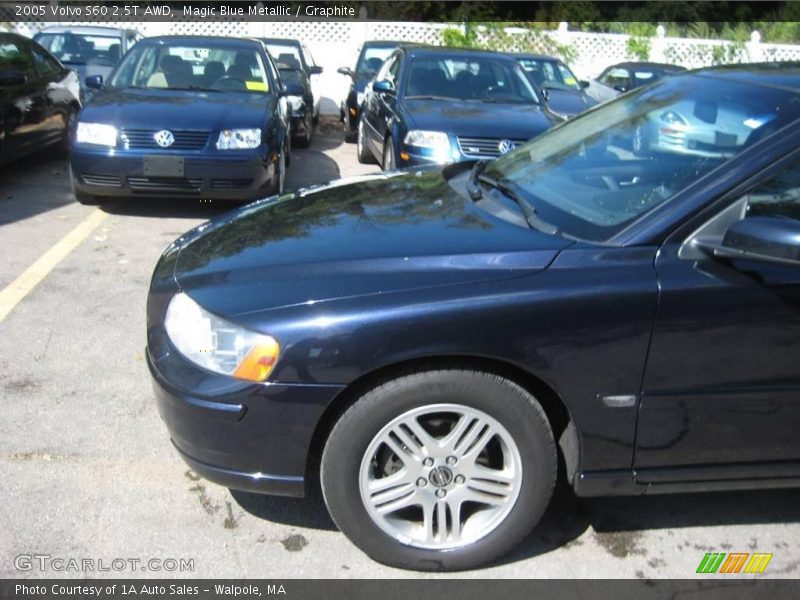 Magic Blue Metallic / Graphite 2005 Volvo S60 2.5T AWD