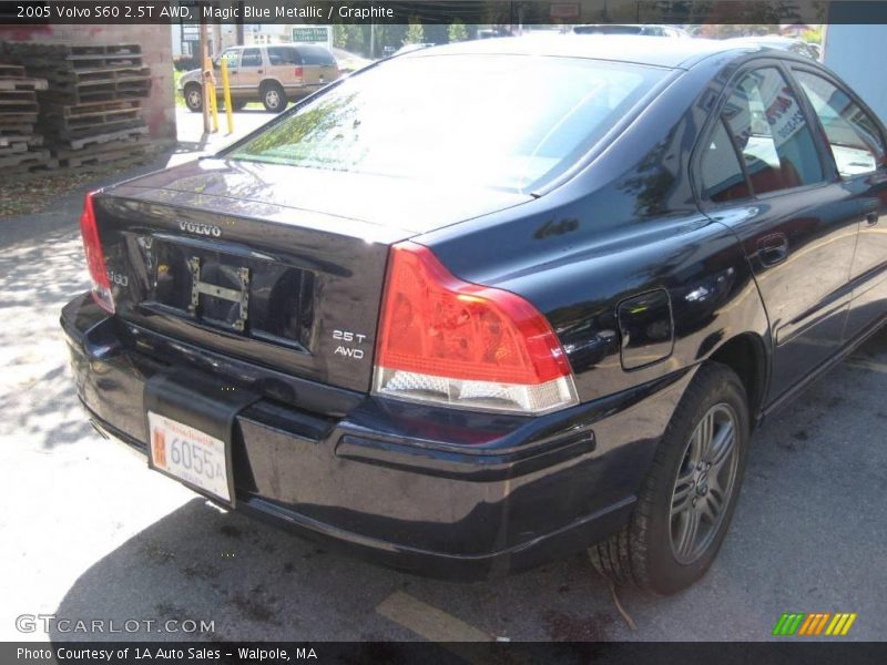 Magic Blue Metallic / Graphite 2005 Volvo S60 2.5T AWD