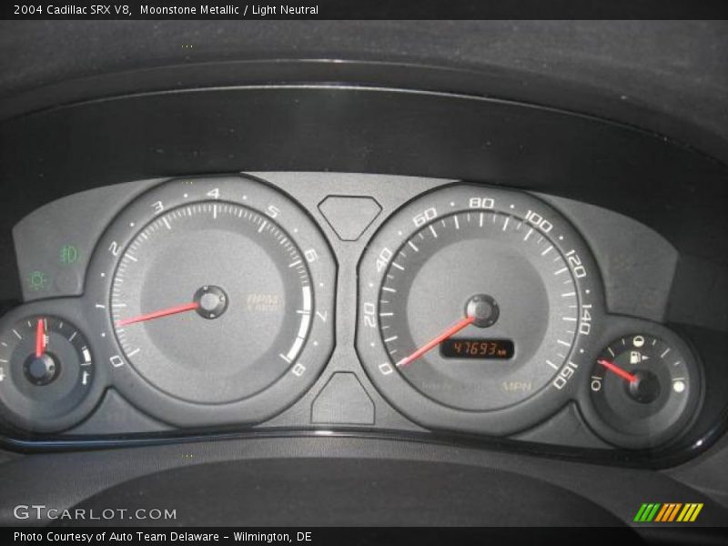 Moonstone Metallic / Light Neutral 2004 Cadillac SRX V8