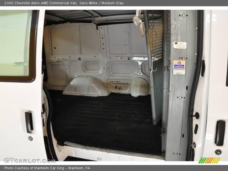 Ivory White / Medium Gray 2000 Chevrolet Astro AWD Commercial Van