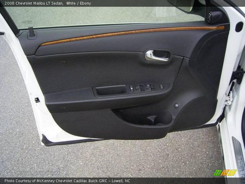 White / Ebony 2008 Chevrolet Malibu LT Sedan