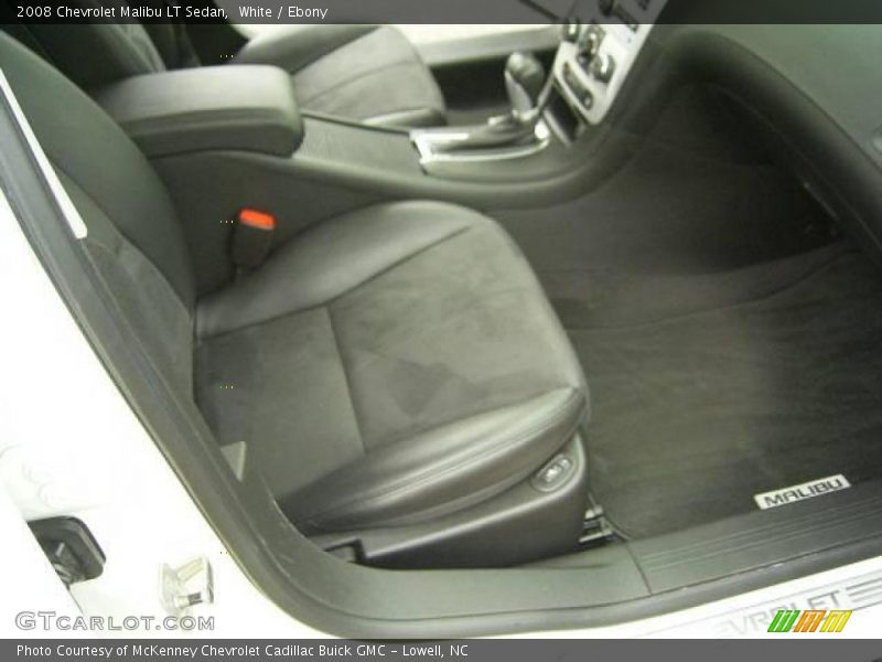 White / Ebony 2008 Chevrolet Malibu LT Sedan