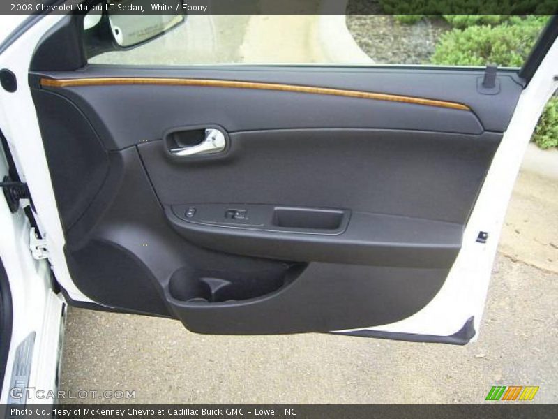 White / Ebony 2008 Chevrolet Malibu LT Sedan