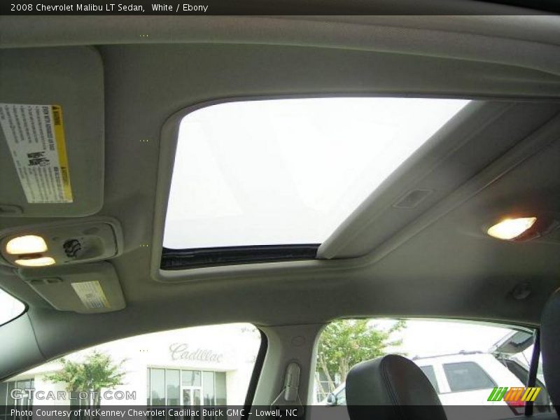 White / Ebony 2008 Chevrolet Malibu LT Sedan