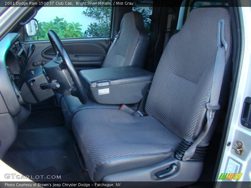 Bright Silver Metallic / Mist Gray 2001 Dodge Ram 1500 ST Club Cab