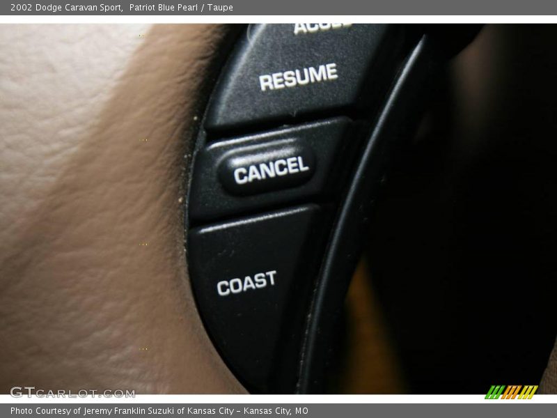 Patriot Blue Pearl / Taupe 2002 Dodge Caravan Sport