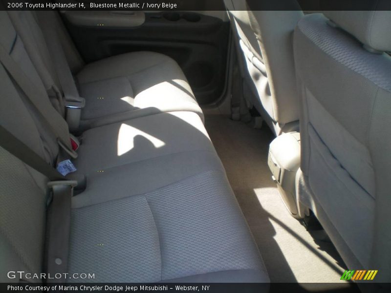 Bluestone Metallic / Ivory Beige 2006 Toyota Highlander I4