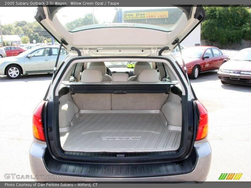 Willow Green Opal / Taupe 2005 Subaru Outback 2.5i Wagon