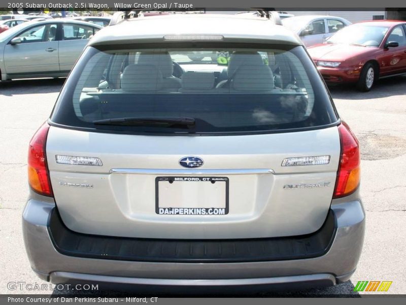 Willow Green Opal / Taupe 2005 Subaru Outback 2.5i Wagon