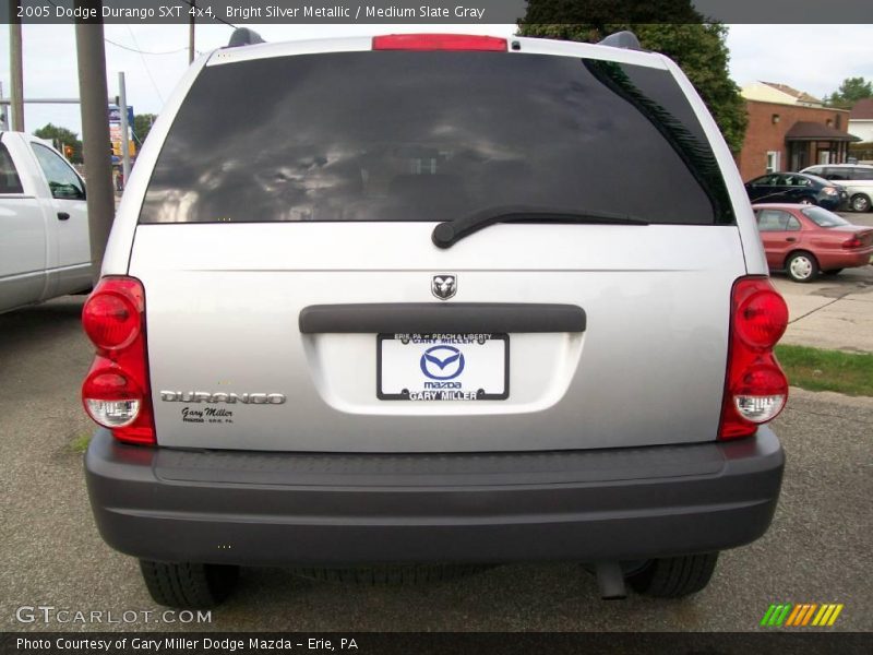 Bright Silver Metallic / Medium Slate Gray 2005 Dodge Durango SXT 4x4
