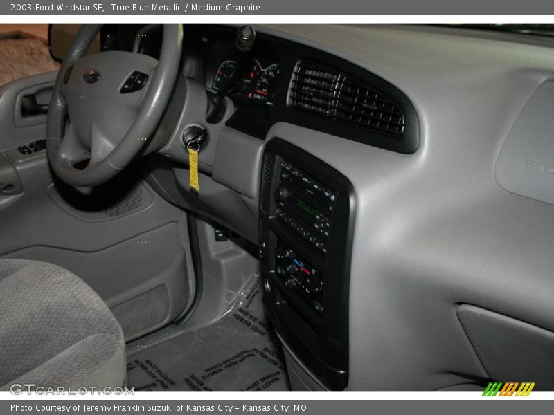 True Blue Metallic / Medium Graphite 2003 Ford Windstar SE