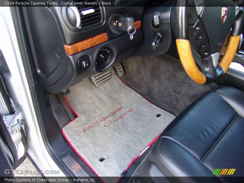 Crystal Silver Metallic / Black 2004 Porsche Cayenne Turbo
