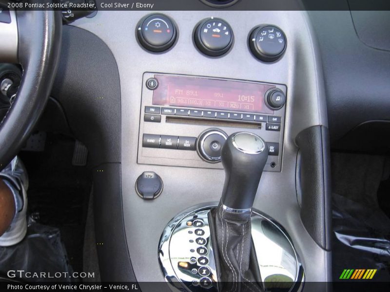 Cool Silver / Ebony 2008 Pontiac Solstice Roadster