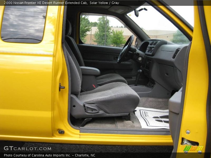 Solar Yellow / Gray 2000 Nissan Frontier XE Desert Runner Extended Cab