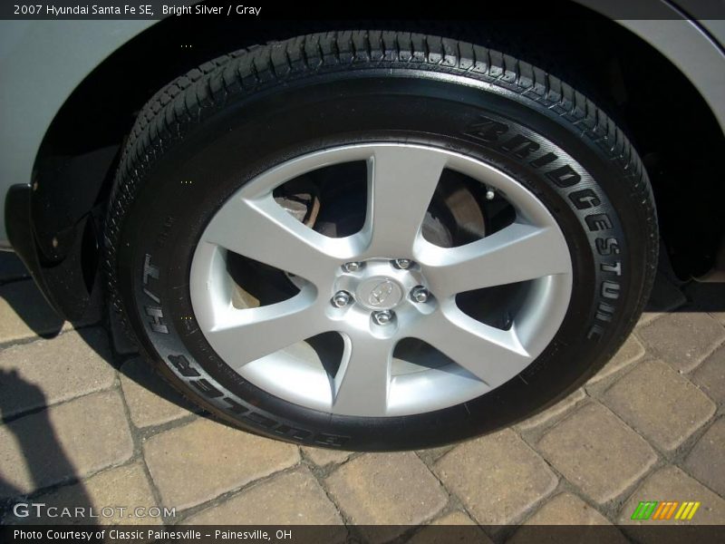 Bright Silver / Gray 2007 Hyundai Santa Fe SE