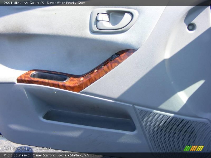 Dover White Pearl / Gray 2001 Mitsubishi Galant ES