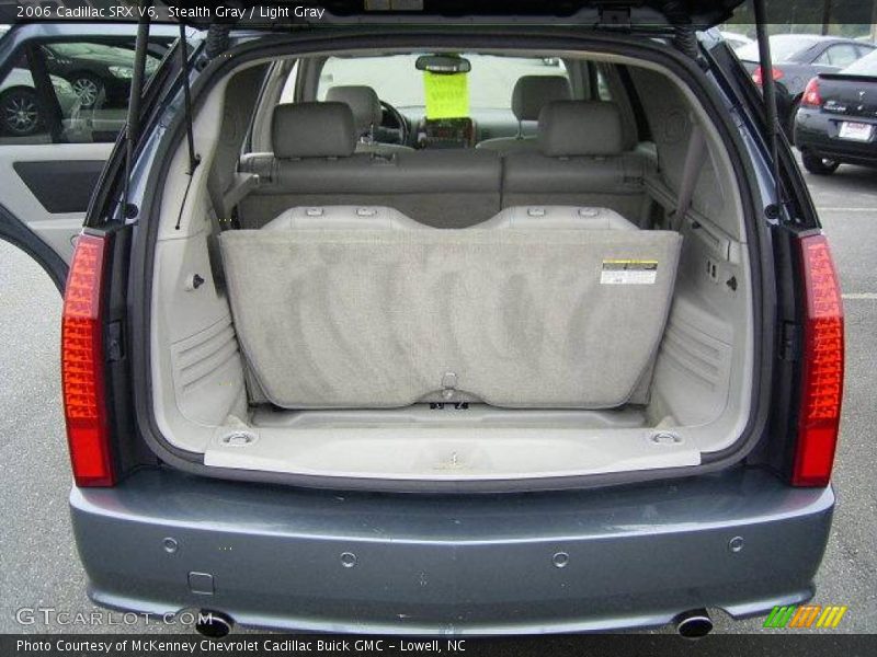 Stealth Gray / Light Gray 2006 Cadillac SRX V6