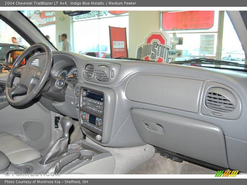 Indigo Blue Metallic / Medium Pewter 2004 Chevrolet TrailBlazer LT 4x4