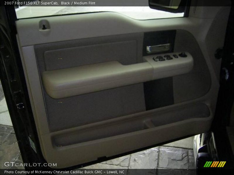 Black / Medium Flint 2007 Ford F150 XLT SuperCab