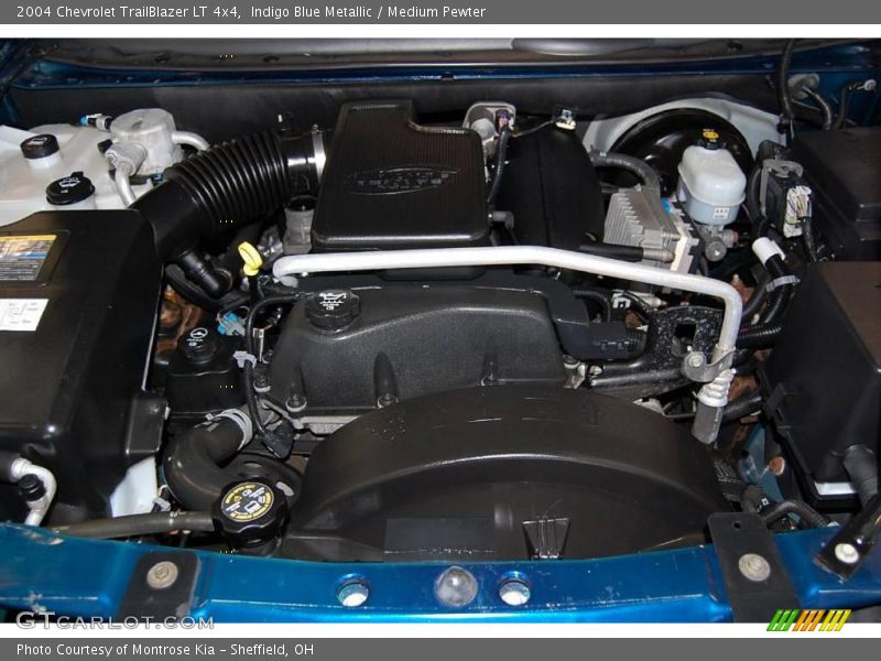 Indigo Blue Metallic / Medium Pewter 2004 Chevrolet TrailBlazer LT 4x4