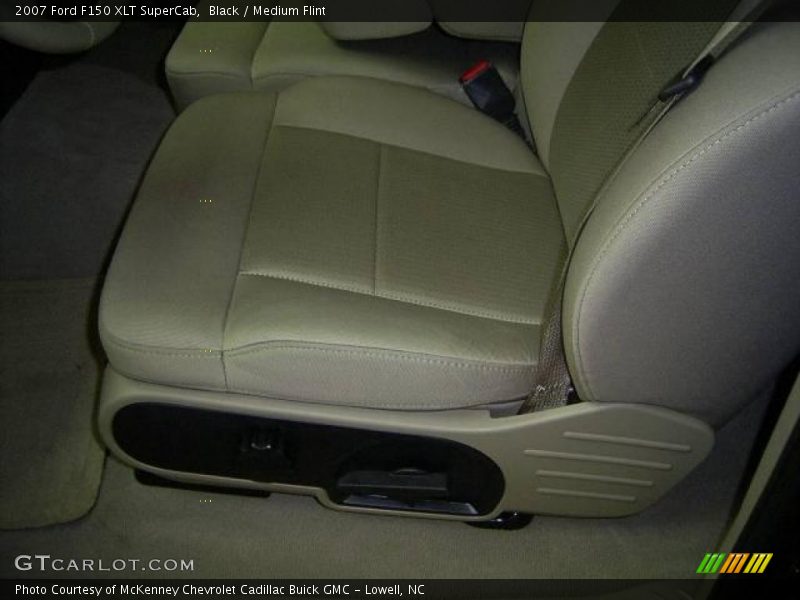 Black / Medium Flint 2007 Ford F150 XLT SuperCab