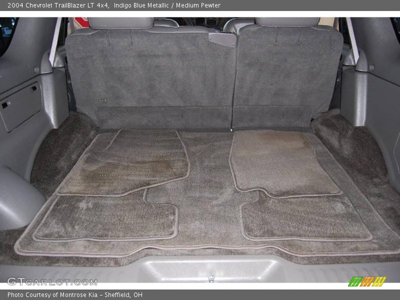 Indigo Blue Metallic / Medium Pewter 2004 Chevrolet TrailBlazer LT 4x4
