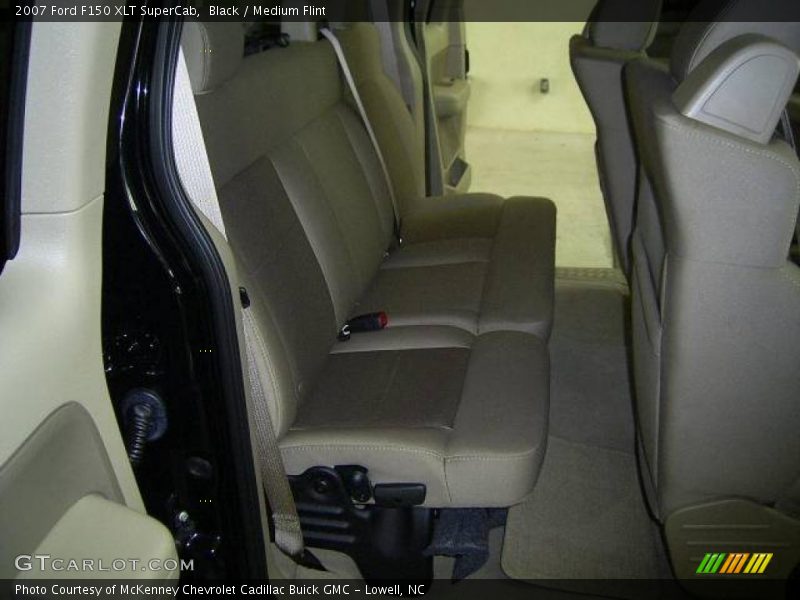 Black / Medium Flint 2007 Ford F150 XLT SuperCab
