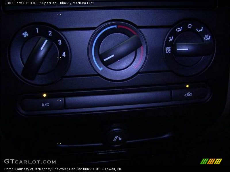 Black / Medium Flint 2007 Ford F150 XLT SuperCab