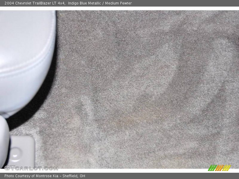Indigo Blue Metallic / Medium Pewter 2004 Chevrolet TrailBlazer LT 4x4