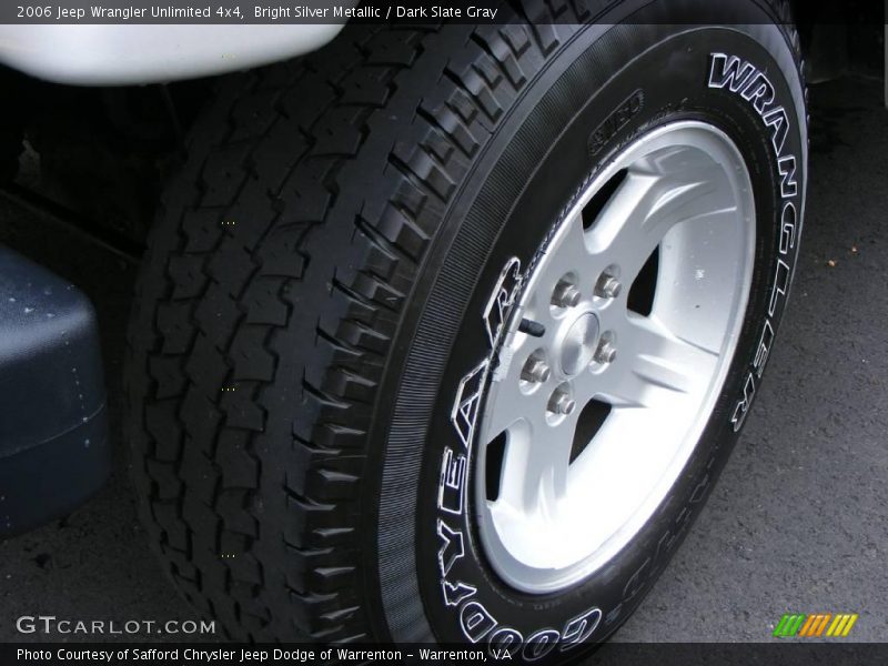 Bright Silver Metallic / Dark Slate Gray 2006 Jeep Wrangler Unlimited 4x4