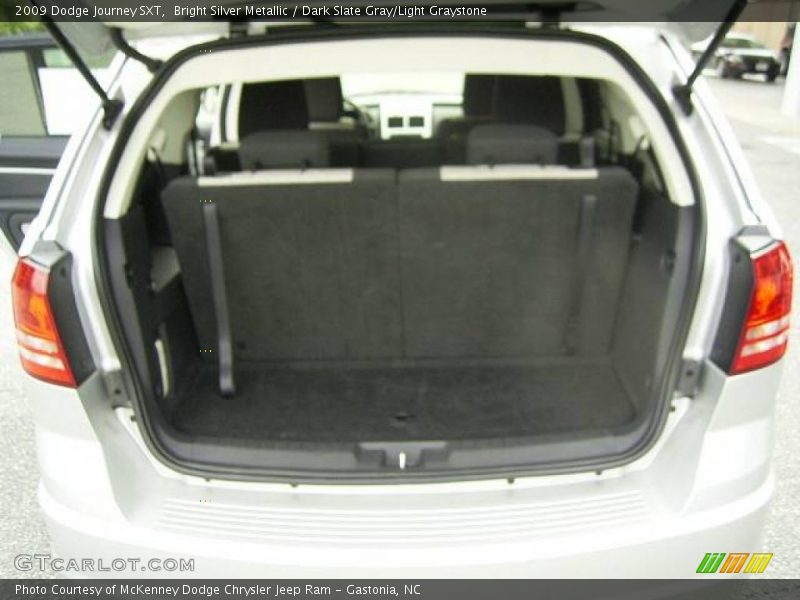 Bright Silver Metallic / Dark Slate Gray/Light Graystone 2009 Dodge Journey SXT