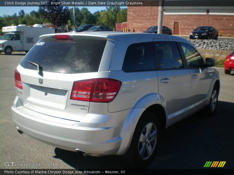 Bright Silver Metallic / Dark Slate Gray/Light Graystone 2009 Dodge Journey SXT