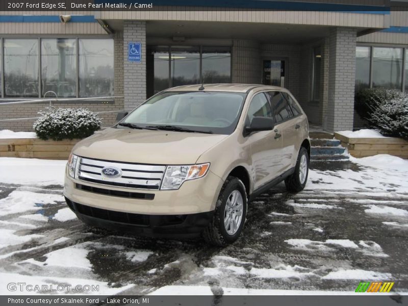 Dune Pearl Metallic / Camel 2007 Ford Edge SE