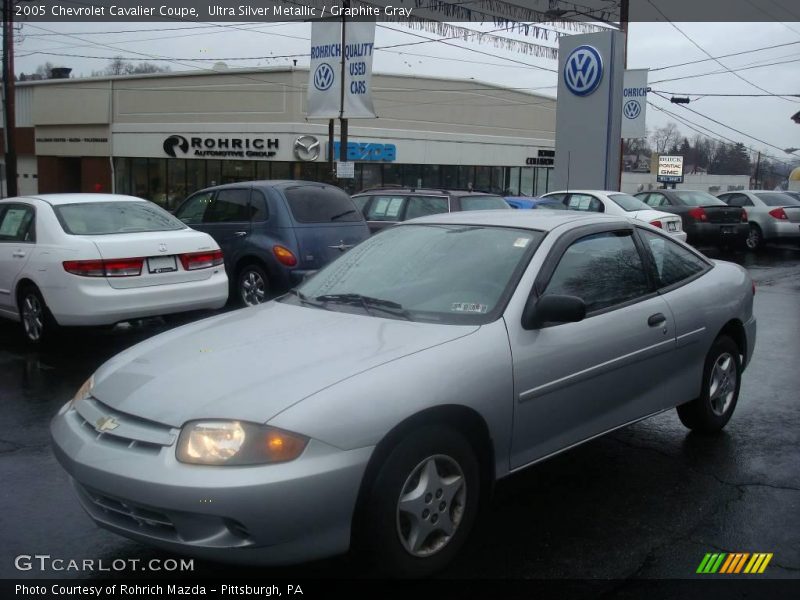 Ultra Silver Metallic / Graphite Gray 2005 Chevrolet Cavalier Coupe