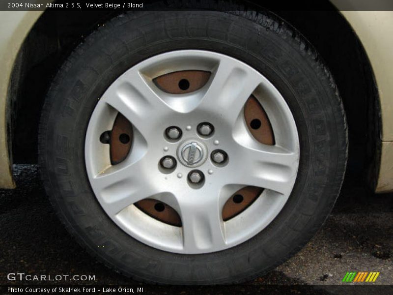 Velvet Beige / Blond 2004 Nissan Altima 2.5 S