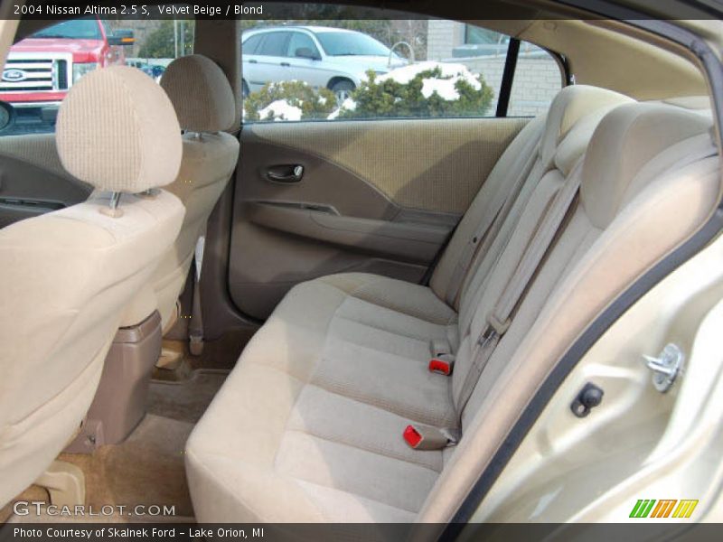 Velvet Beige / Blond 2004 Nissan Altima 2.5 S