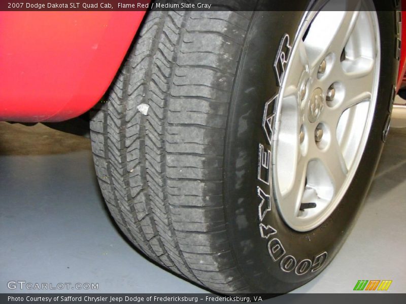 Flame Red / Medium Slate Gray 2007 Dodge Dakota SLT Quad Cab