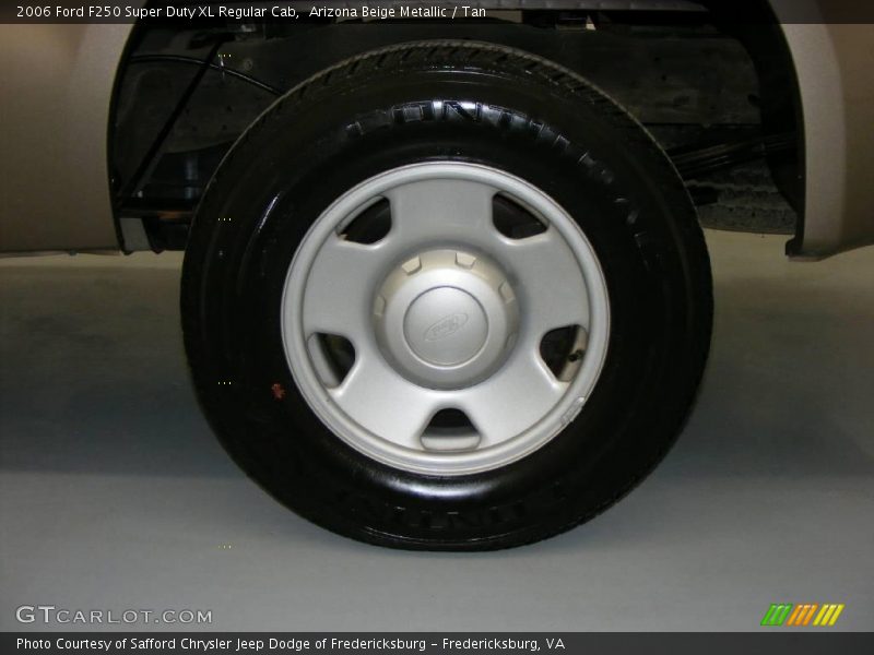 Arizona Beige Metallic / Tan 2006 Ford F250 Super Duty XL Regular Cab