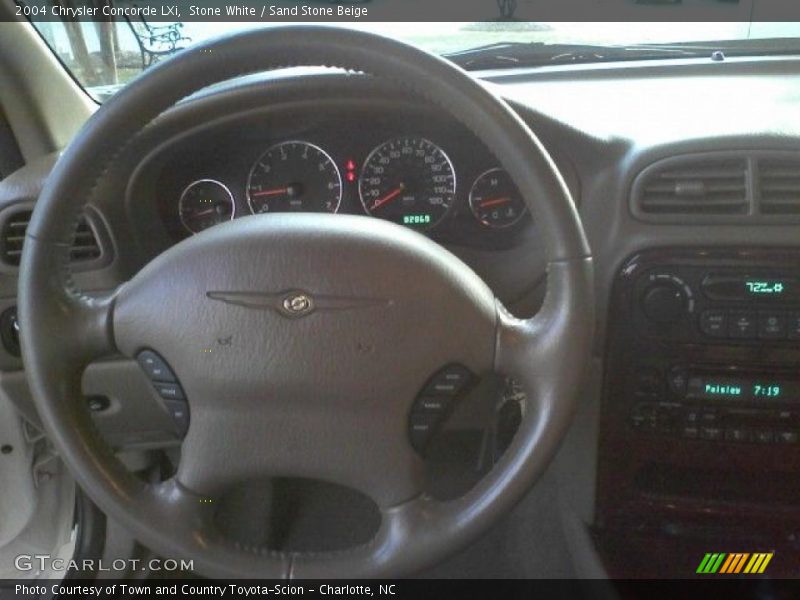 Stone White / Sand Stone Beige 2004 Chrysler Concorde LXi